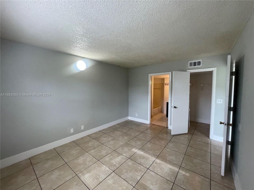 For Rent: $1,900 (2 beds, 2 baths, 58389 Square Feet)