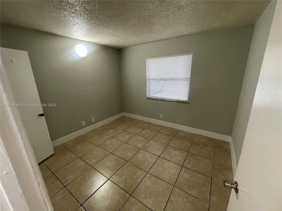 For Rent: $1,900 (2 beds, 2 baths, 58389 Square Feet)