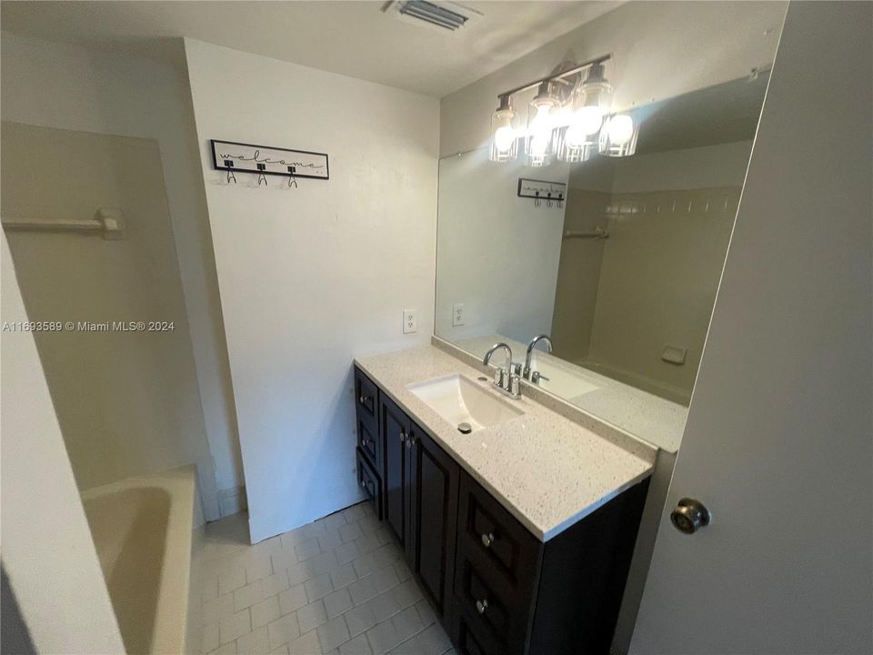 For Rent: $1,900 (2 beds, 2 baths, 58389 Square Feet)