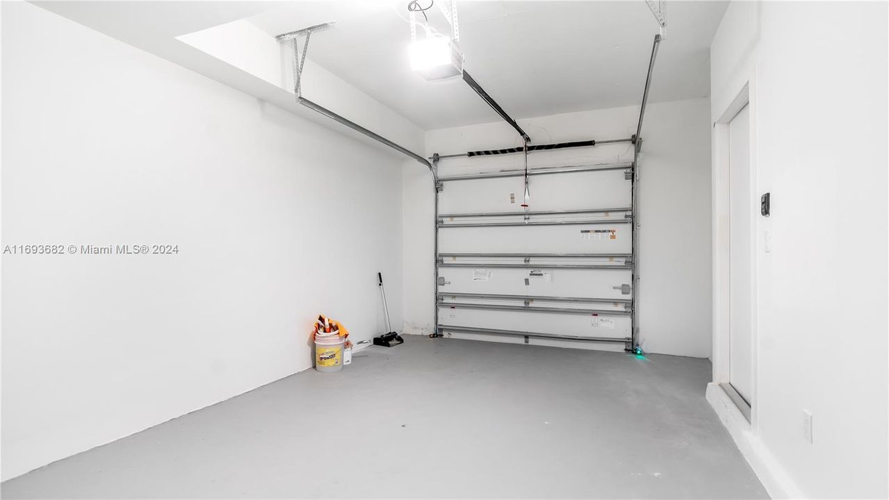 1st floor garage