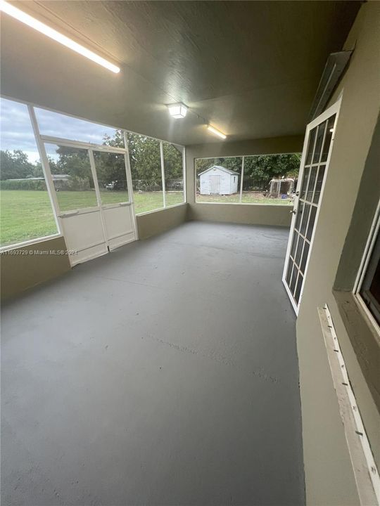 Recently Rented: $3,675 (3 beds, 2 baths, 3530 Square Feet)