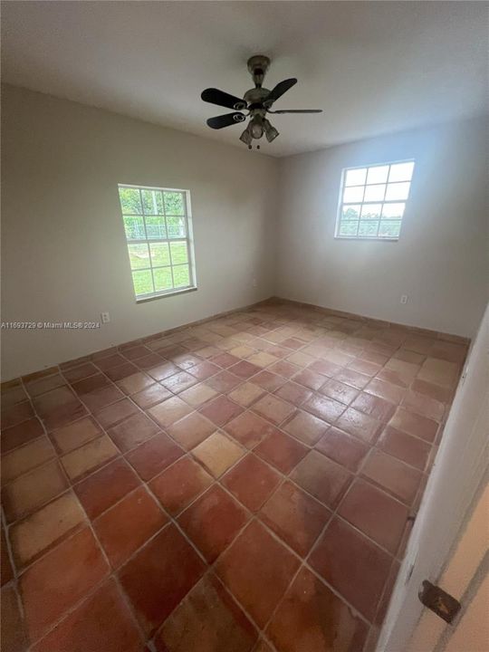 Recently Rented: $3,675 (3 beds, 2 baths, 3530 Square Feet)