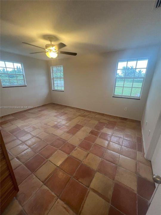 Recently Rented: $3,675 (3 beds, 2 baths, 3530 Square Feet)