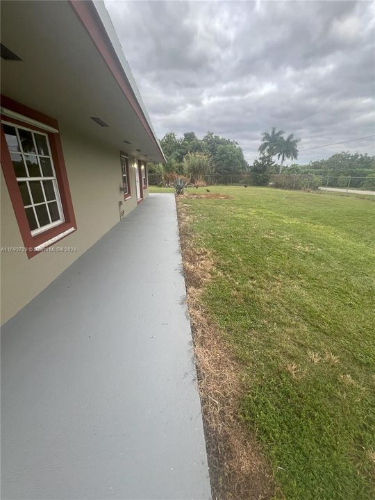 Recently Rented: $3,675 (3 beds, 2 baths, 3530 Square Feet)