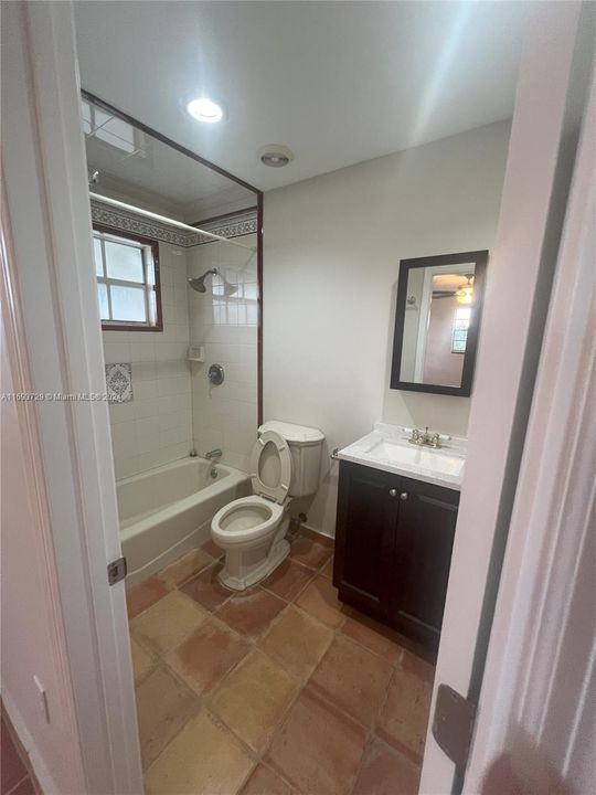 Recently Rented: $3,675 (3 beds, 2 baths, 3530 Square Feet)