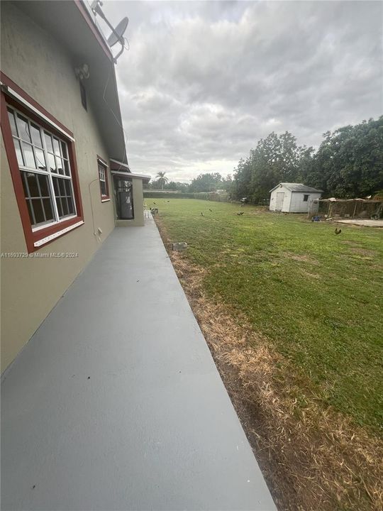 Recently Rented: $3,675 (3 beds, 2 baths, 3530 Square Feet)