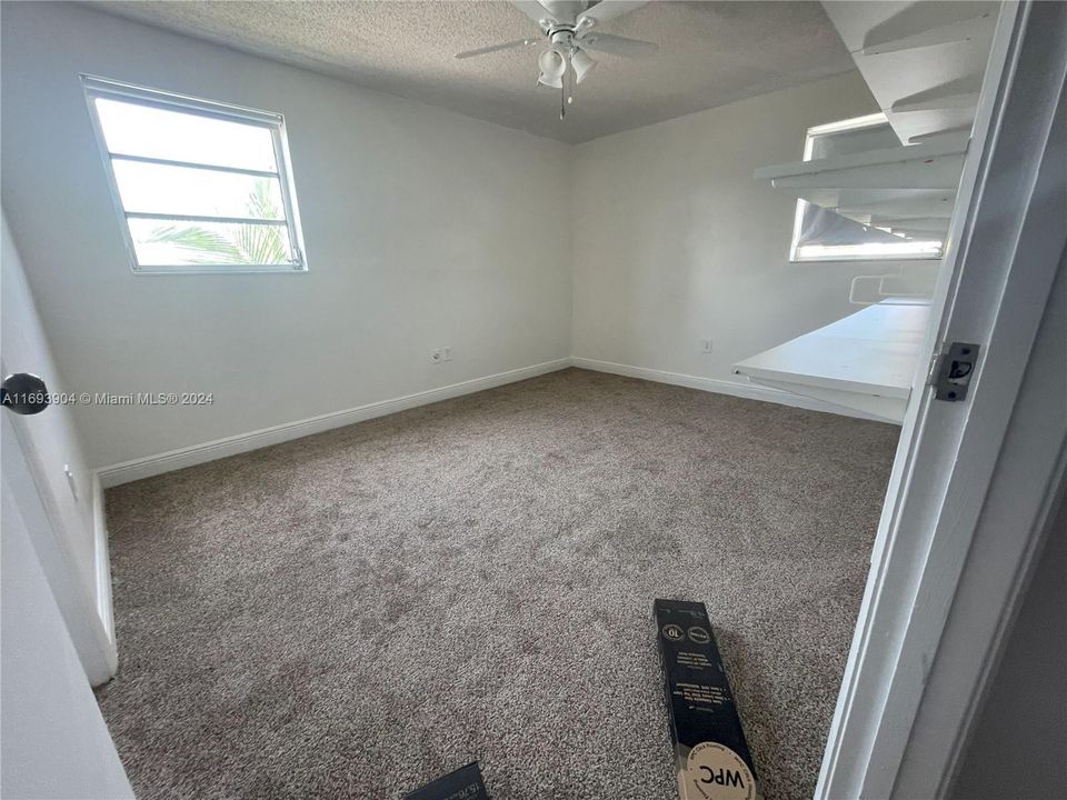 2nd bedroom