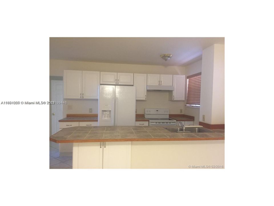 For Rent: $2,000 (3 beds, 2 baths, 1056 Square Feet)