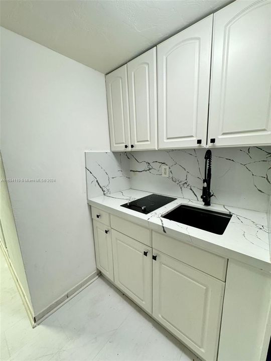 For Rent: $1,700 (1 beds, 1 baths, 0 Square Feet)