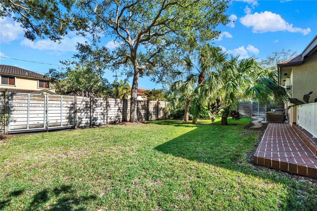 For Sale: $1,350,000 (4 beds, 3 baths, 3124 Square Feet)