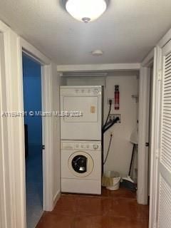 For Rent: $2,500 (2 beds, 2 baths, 976 Square Feet)