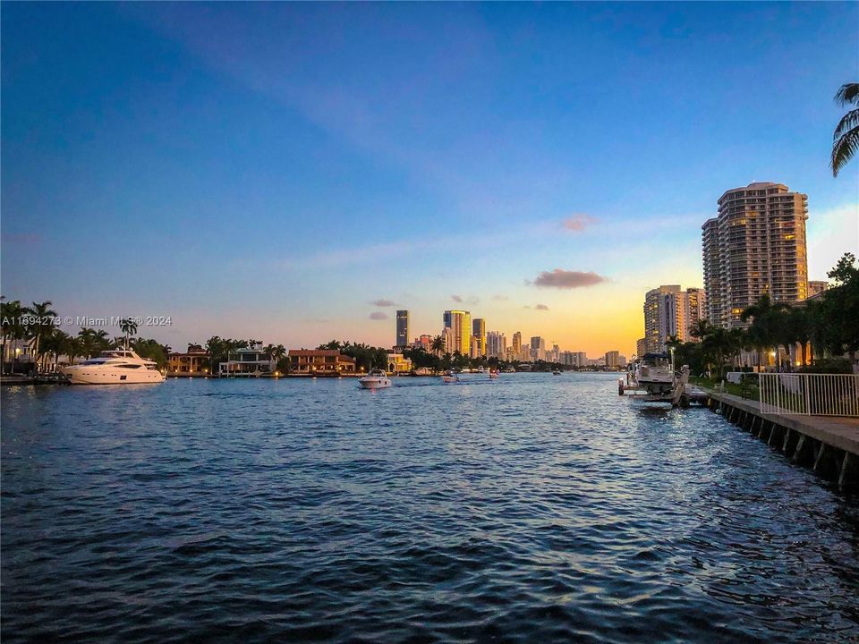 Intracoastal pier