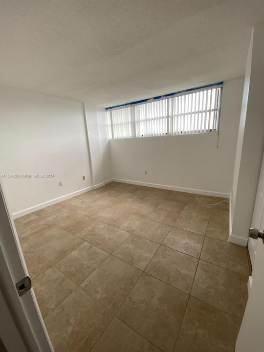 For Rent: $2,800 (3 beds, 2 baths, 1190 Square Feet)