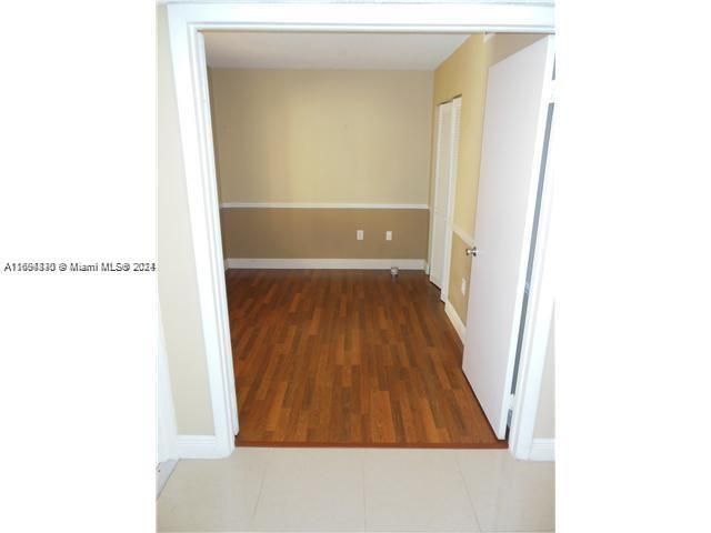 For Rent: $1,875 (2 beds, 1 baths, 828 Square Feet)