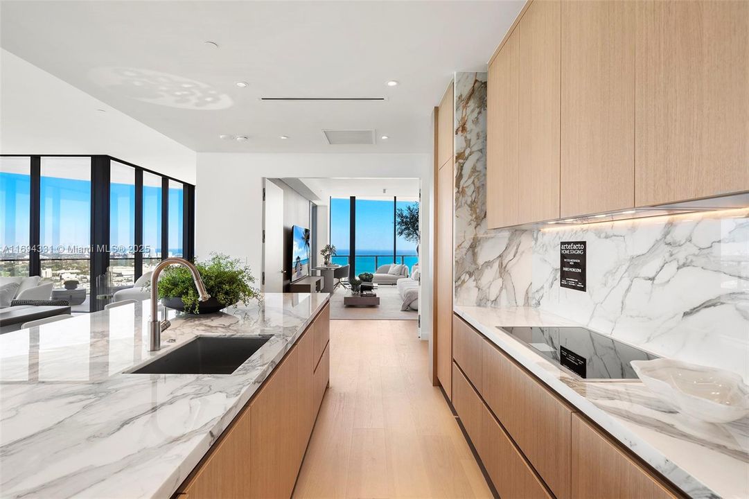 Recently Sold: $20,000,000 (4 beds, 6 baths, 5888 Square Feet)