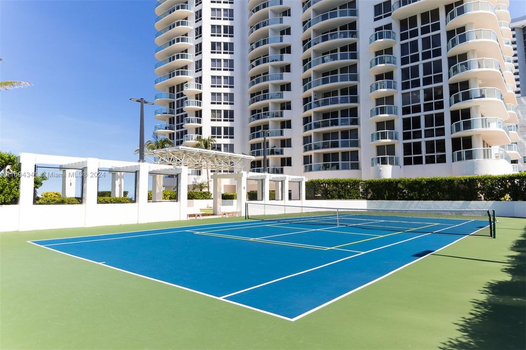 Tennis/Pickleball Court