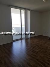 For Rent: $3,100 (2 beds, 2 baths, 1251 Square Feet)