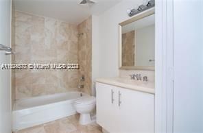 For Rent: $3,100 (2 beds, 2 baths, 1251 Square Feet)