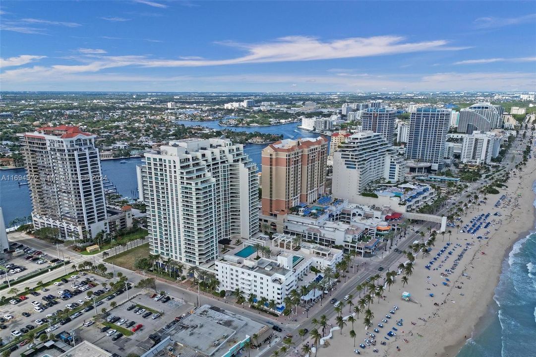 For Sale: $4,999,999 (3 beds, 3 baths, 4320 Square Feet)