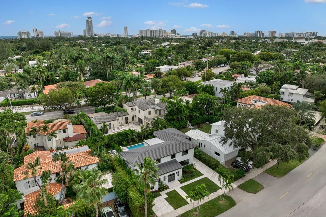 For Sale: $5,450,000 (4 beds, 3 baths, 3454 Square Feet)