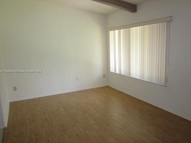 Recently Rented: $3,300 (3 beds, 2 baths, 1929 Square Feet)