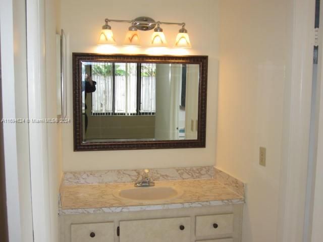 Recently Rented: $3,300 (3 beds, 2 baths, 1929 Square Feet)