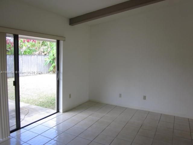 Recently Rented: $3,300 (3 beds, 2 baths, 1929 Square Feet)