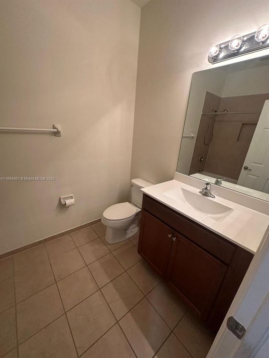 Recently Sold: $545,000 (5 beds, 3 baths, 3196 Square Feet)