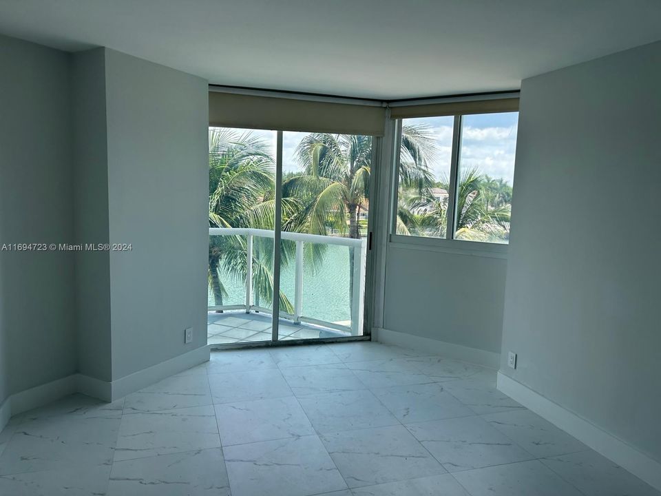 En Venta: $729,000 (2 camas, 2 baños, 1020 Pies cuadrados)