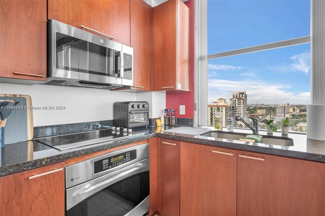 En Venta: $690,000 (2 camas, 2 baños, 1174 Pies cuadrados)