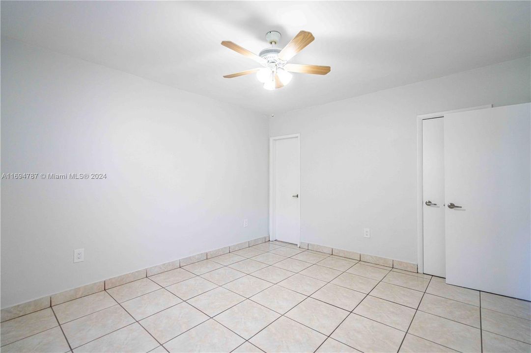 For Rent: $2,450 (2 beds, 2 baths, 822 Square Feet)