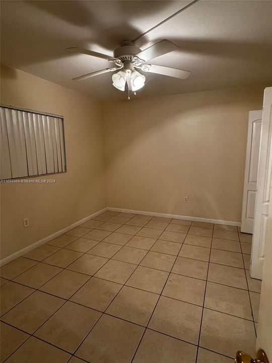 For Rent: $2,300 (2 beds, 2 baths, 965 Square Feet)