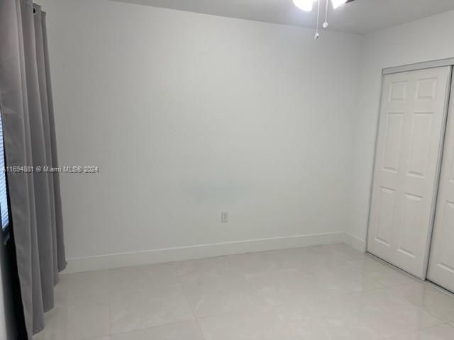 For Rent: $1,550 (1 beds, 1 baths, 1292 Square Feet)