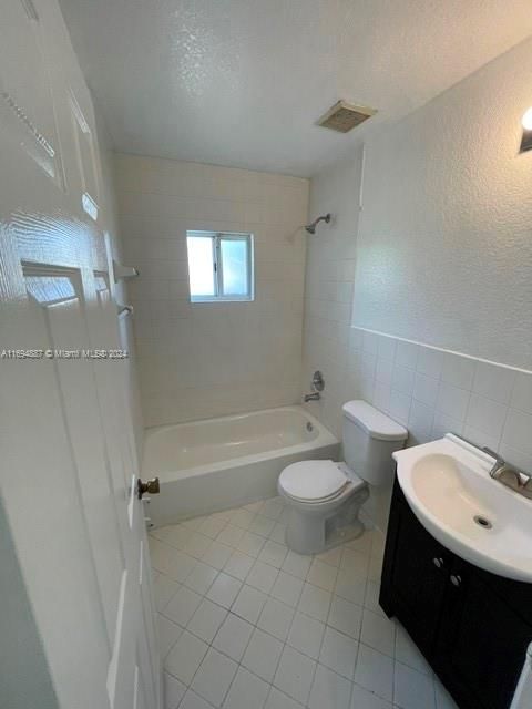 Hall Bathroom