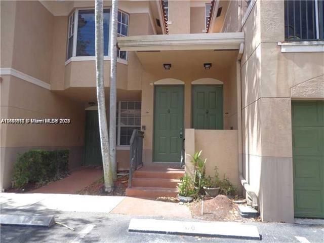 For Rent: $2,270 (2 beds, 3 baths, 1212 Square Feet)