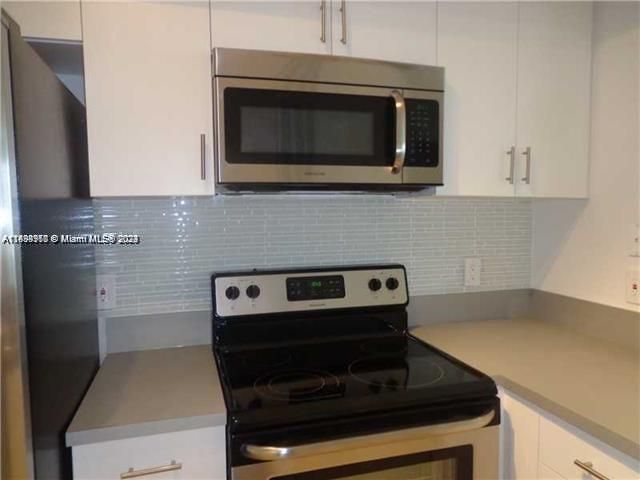 For Rent: $2,270 (2 beds, 3 baths, 1212 Square Feet)