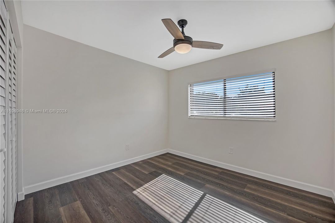 For Sale: $265,000 (2 beds, 2 baths, 1163 Square Feet)