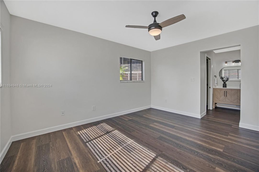 For Sale: $265,000 (2 beds, 2 baths, 1163 Square Feet)