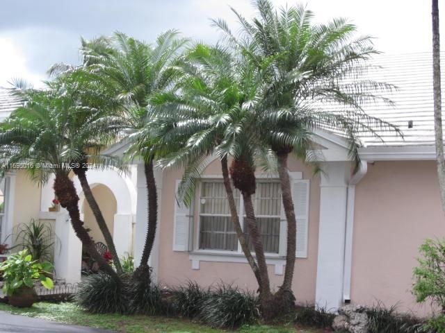 Active With Contract: $3,600 (3 beds, 2 baths, 1415 Square Feet)