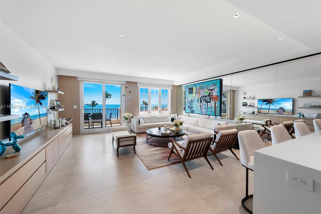 For Sale: $4,850,000 (3 beds, 3 baths, 1875 Square Feet)