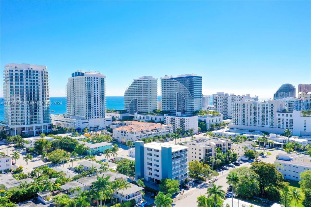 SOUTHEAST VIEW OF FT. LAUDERDALE.....LIVE THE LIFE!