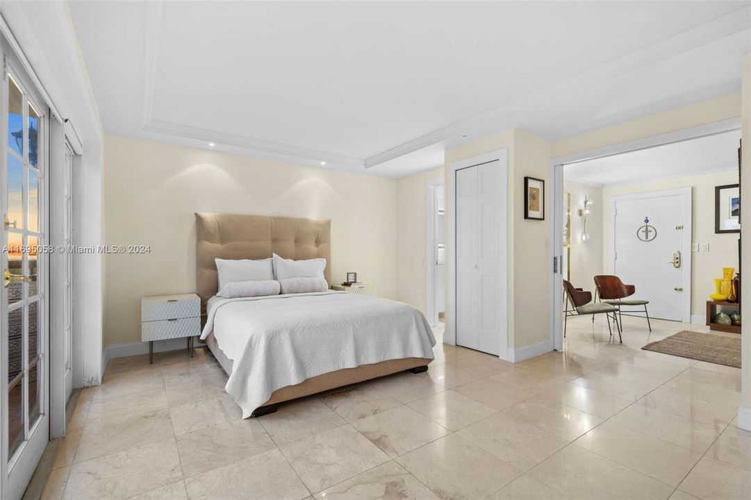 Recently Sold: $999,000 (2 beds, 3 baths, 1920 Square Feet)