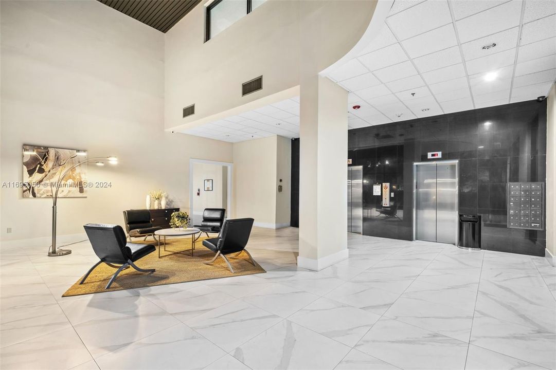 Recently Sold: $999,000 (2 beds, 3 baths, 1920 Square Feet)