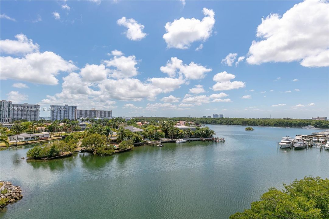 For Sale: $1,720,000 (3 beds, 3 baths, 1892 Square Feet)