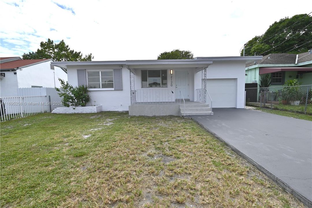 For Sale: $499,000 (3 beds, 2 baths, 1450 Square Feet)