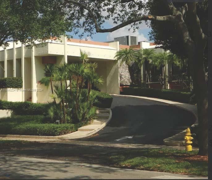 Entrance to Club House