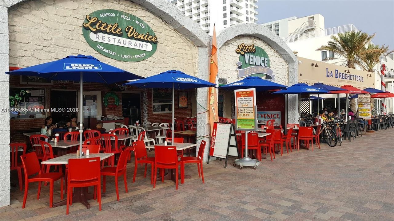 Broadwalk  has may shops and eating places