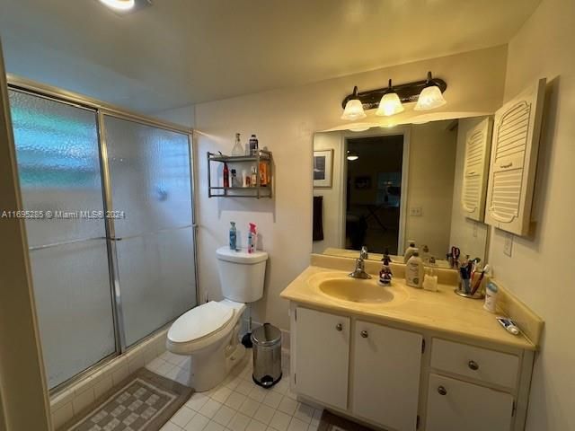 For Rent: $2,000 (2 beds, 2 baths, 1166 Square Feet)