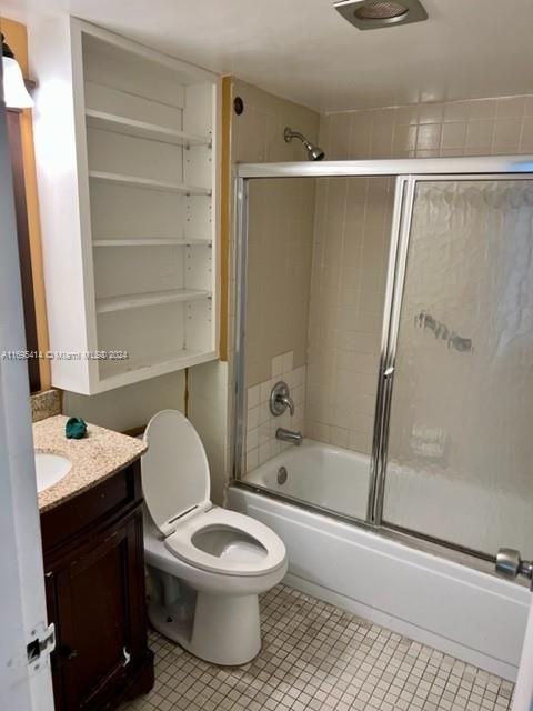 For Rent: $2,100 (3 beds, 2 baths, 1240 Square Feet)