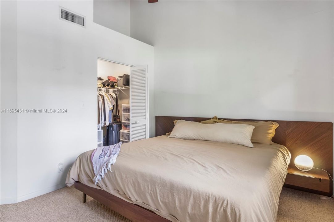 For Sale: $539,000 (2 beds, 2 baths, 1791 Square Feet)